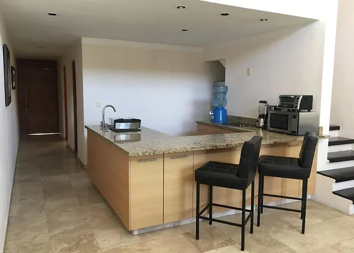 Apartment Spacious & Comfy On The Beach, In The Heart Of *