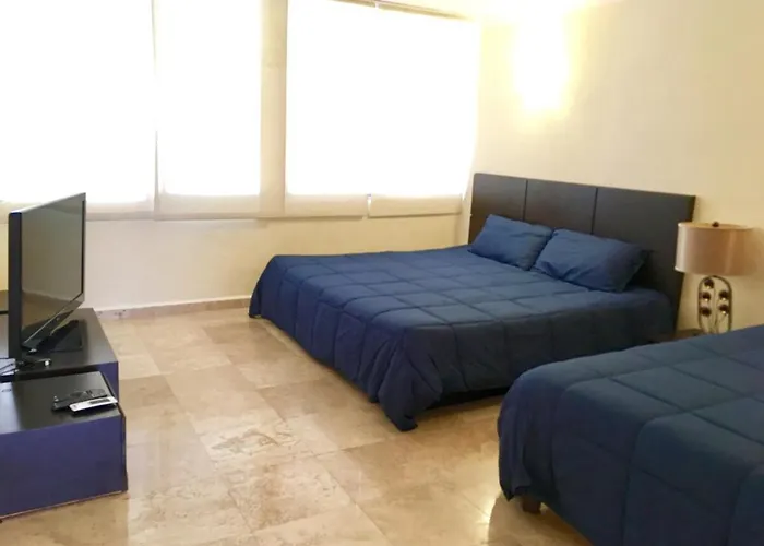 Apartment Spacious & Comfy On The Beach, In The Heart Of *